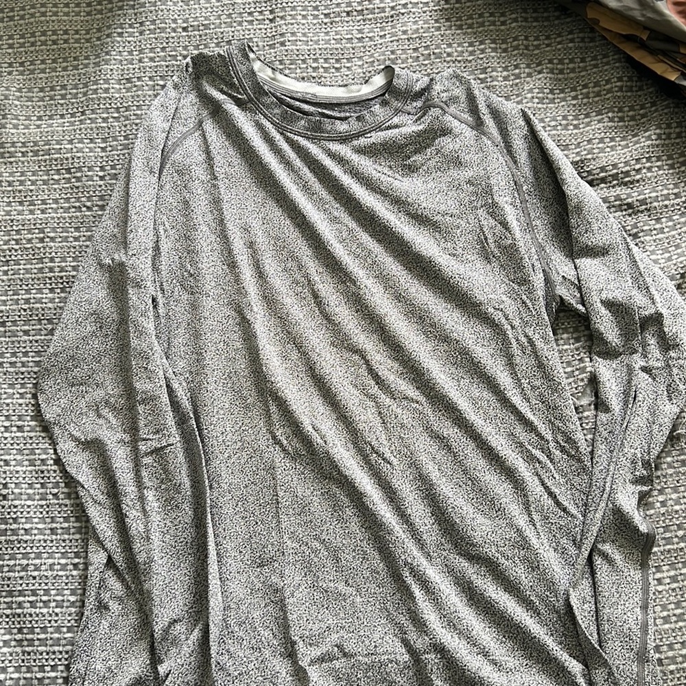 Lululemon Metal Vent Tech Longsleeve